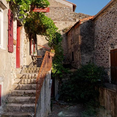 La Maison Du Voyageur Les Ilhes Exterior foto